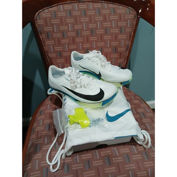 New Mens 4.5/Womens 6 Nike Maxfly 2 White Racing Track Field Spikes FD8395-102 - Picture 3 of 10